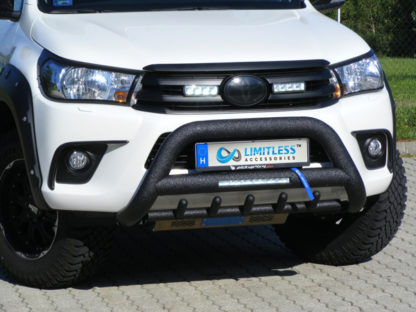 Toyota-Hilux-2015-EXCLUSIVE-LIGHT-rugged-black-frontbåge-extraljushållare-led-ljusbåge-extraljusbåge-extraljus-frontbågar-sverige-ab-svart-3